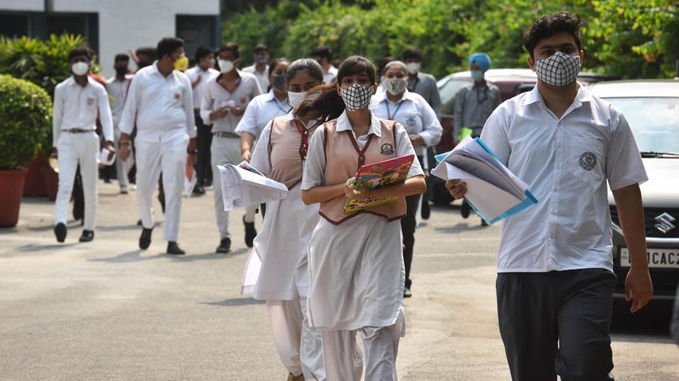 HPBOSE Term 1 Results 2022 declared, direct link to check Class 10, 12 result (Sanchit Khanna/HT PHOTO)