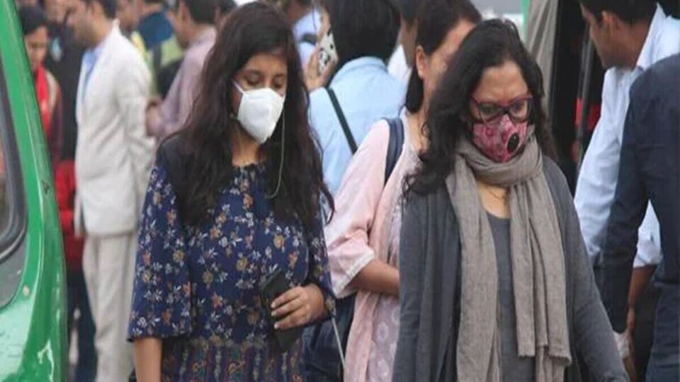 தில்லியில் மீண்டும் முகக்கவசம் அணிவது கட்டாயம்.. மீறினால் ரூ.500 அபராதம்mask mandatory in