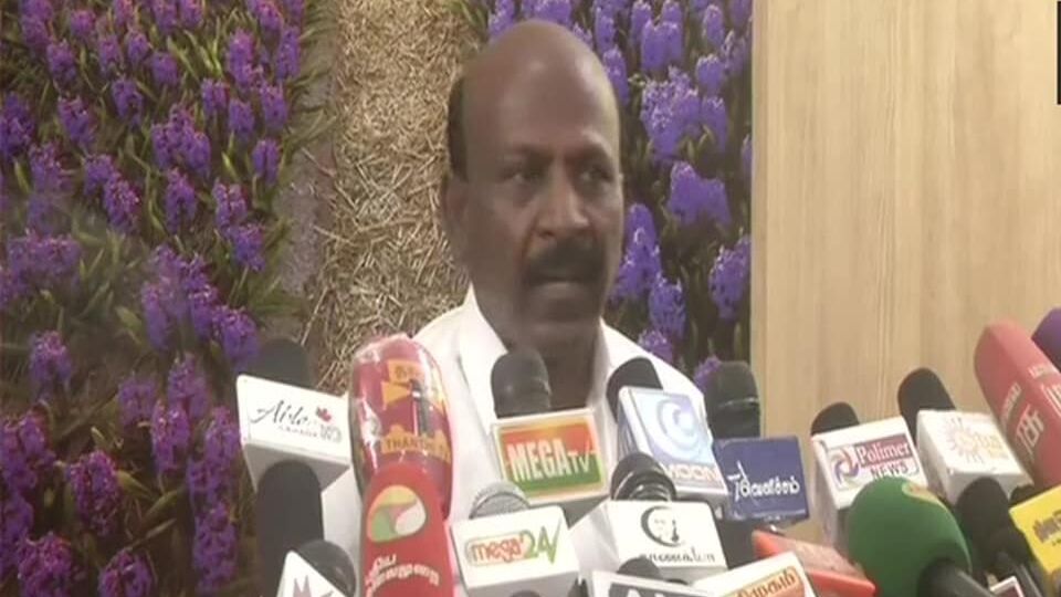 Flu Symptoms அறிக்கைகளின் மூலம் மக்களை பதற்றமடையச் செய்ய வேண்டாம் மா