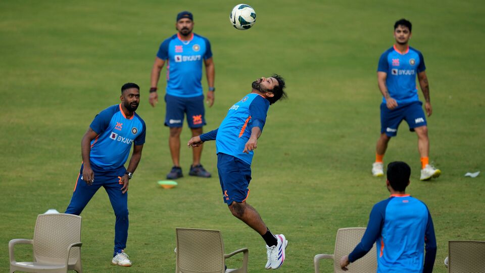 Ind vs Aus Test Series: முதல் டெஸ்ட்! காயத்தால் விலகிய இரு அணி வீரர்கள் விவரம்