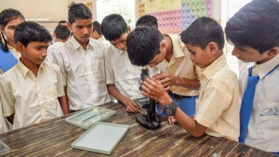 Practical Exam: பிளஸ் 1 அரியர் மாணவர்களுக்கு செய்முறை தேர்வு எப்போது?