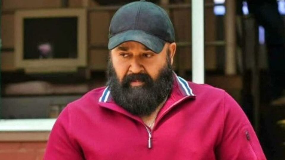 kochi: மோகன்லால் வீட்டில் வருமான வரித்துறை அதிரடி சோதனை