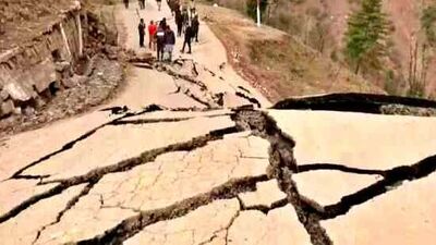 Landslides in Jammu and Kashmir: ஜம்மு காஷ்மீரில் ஏற்பட்ட நிலச்சரிவில் 13 வீடுகள் முற்றிலுமாக சேதம் அடைந்துள்ளன.