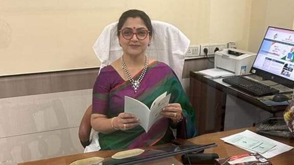 Khushbu : தேசிய மகளிர் ஆணைய உறுப்பினராக பொறுப்பேற்றுக் கொண்டார் குஷ்பூ!