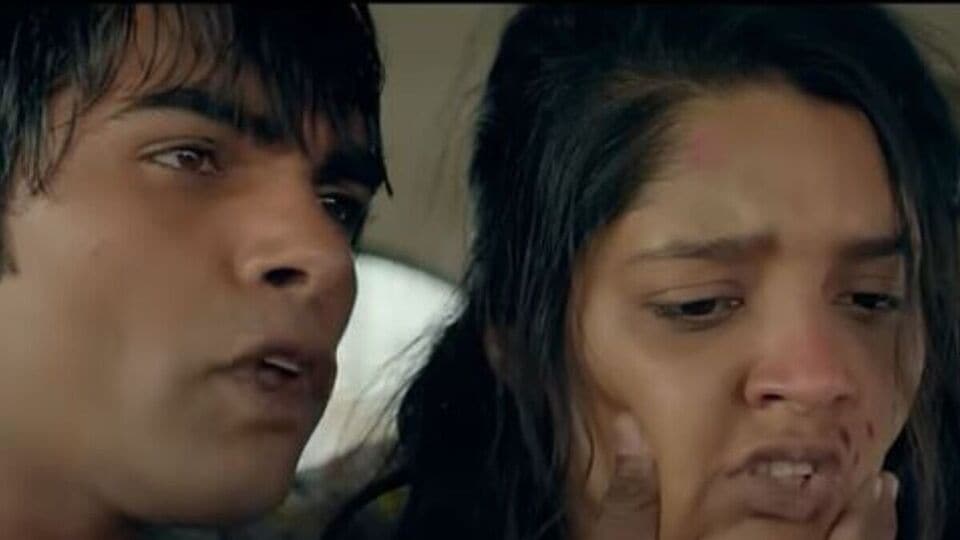 InCar Review: ஓநாய் ஆண்கள்; மானாக சிக்கிய ரித்திகா.. ‘இன் கார்’ படம் ...