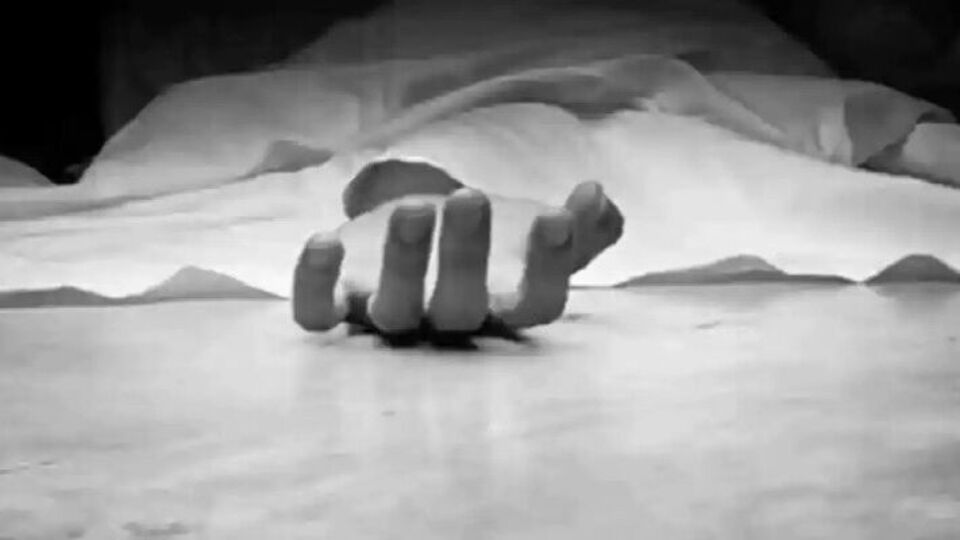 Suicide: மதுரை அரசு மருத்துவமனையில் நோயாளி தூக்கிட்டு தற்கொலை! காரணம் இதுதான்!