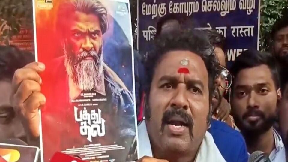 Shada Pathu சிம்புவின் திருமணம் எப்போது? மீனாட்சி அம்மன் கோயலில் வைத்து கூல் சுரேஷ் ...