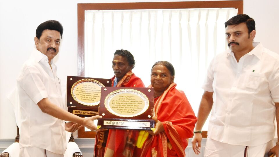 பொம்மன், பெள்ளி தம்பதியை பாராட்டிய முதல்வர்! 91 பேருக்கு ஒரு லட்சம் தர உத்தரவு!