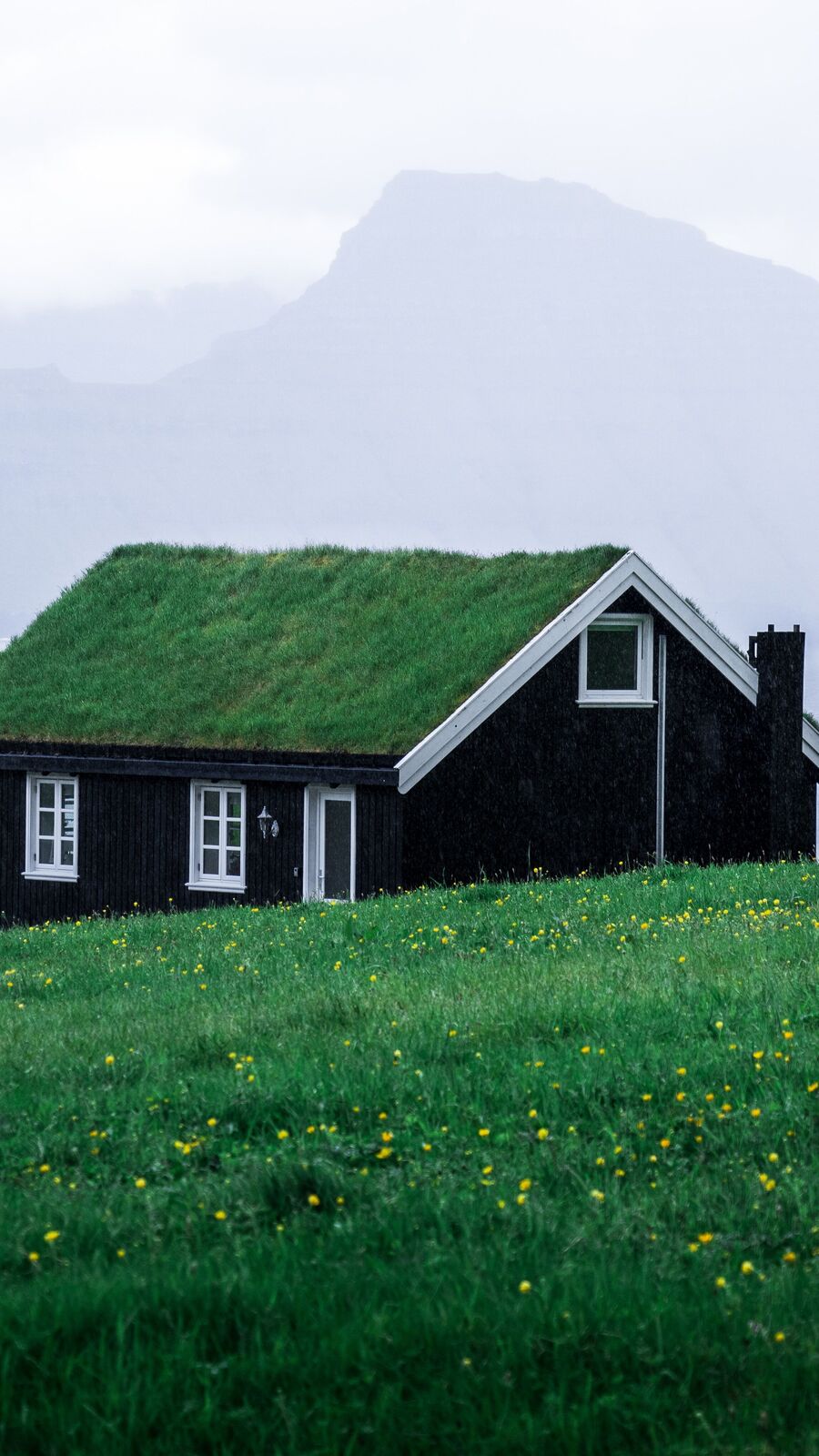 ஏசி இல்லாமல் உங்கள் வீட்டை குளிர்ச்சியாக வைத்திருக்க சில டிப்ஸ்!