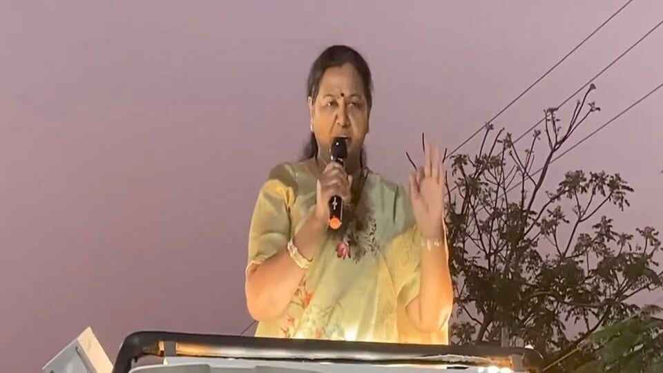 ஒரே கூட்டணியில் ஒருவரை ஒருவர் திட்டுவதா? அதிமுக-பாஜகவுக்கு பிரேமலதா அறிவுரை