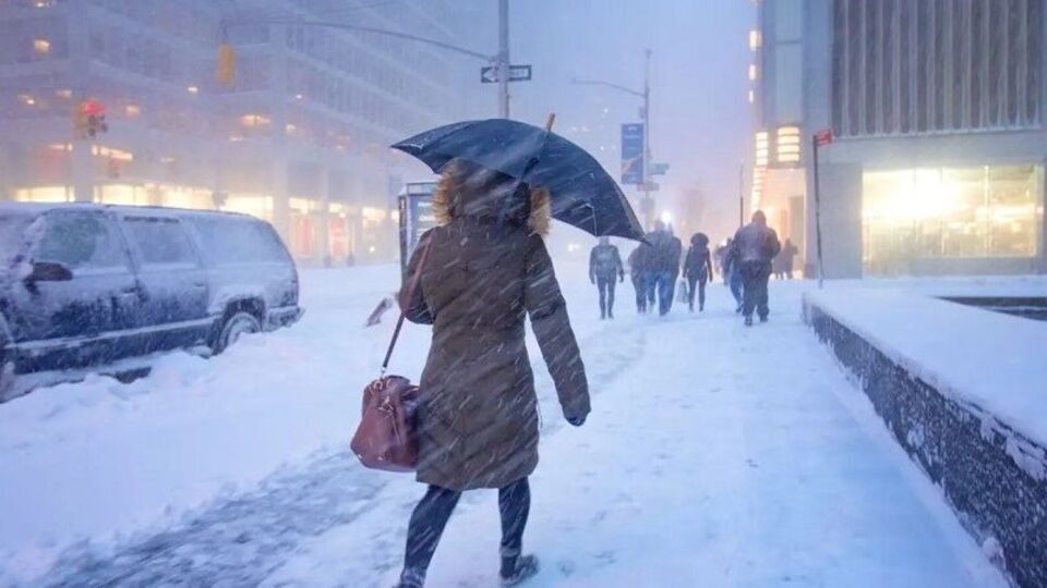 US Snow Storm : அமெரிக்காவில் கடும் பனிப்புயல்.. 5 பேர் உயிரிழப்பு!