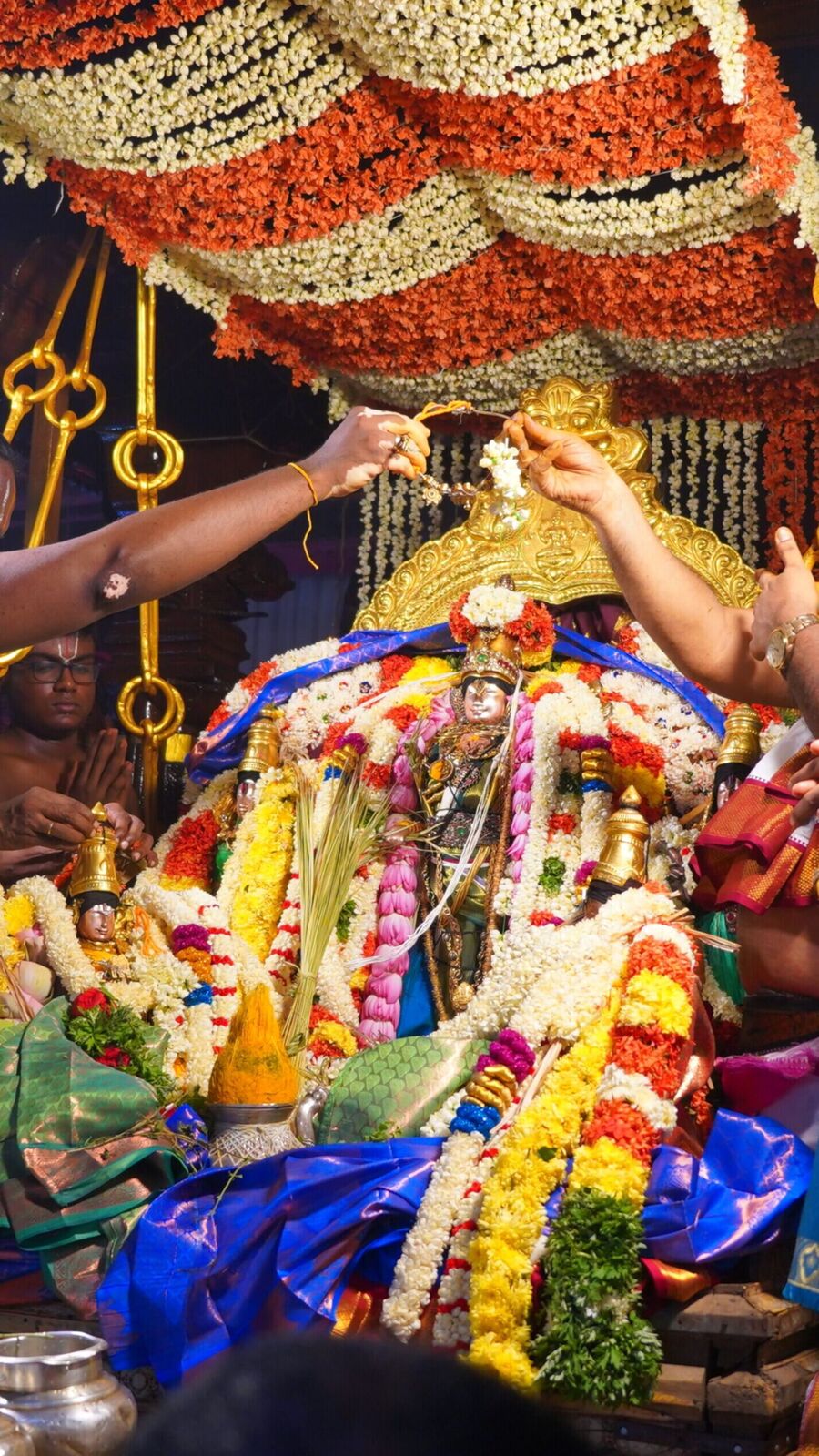 Madurai Alagar Kovil: அழகர்கோவில் சுந்தராஜ ...