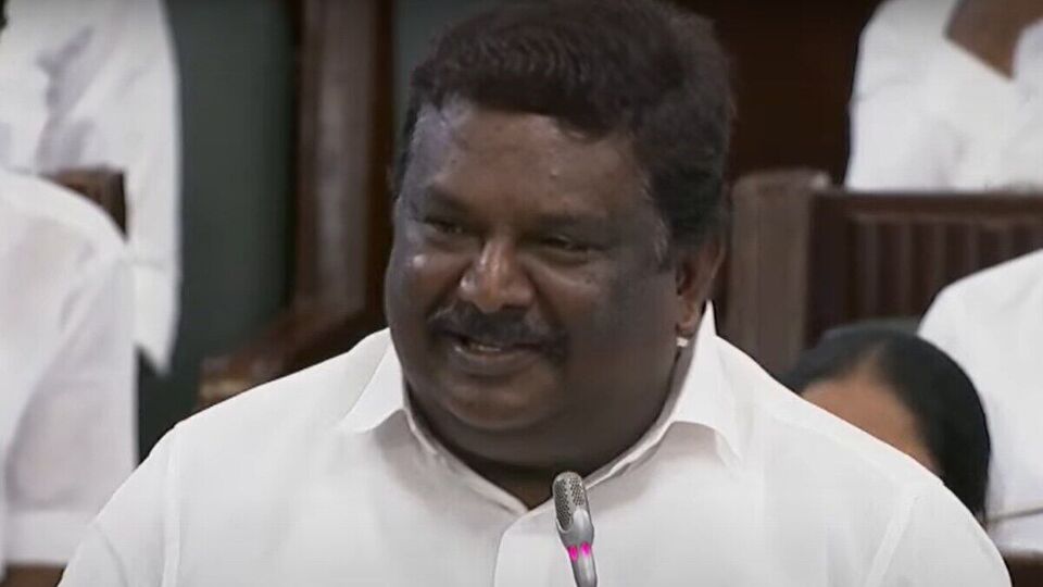 Yes Yes என்றே சொல்ல விரும்புகிறேன்!-அமைச்சர் சிவசங்கர் பதிலால் அவையில் சிரிப்பலை