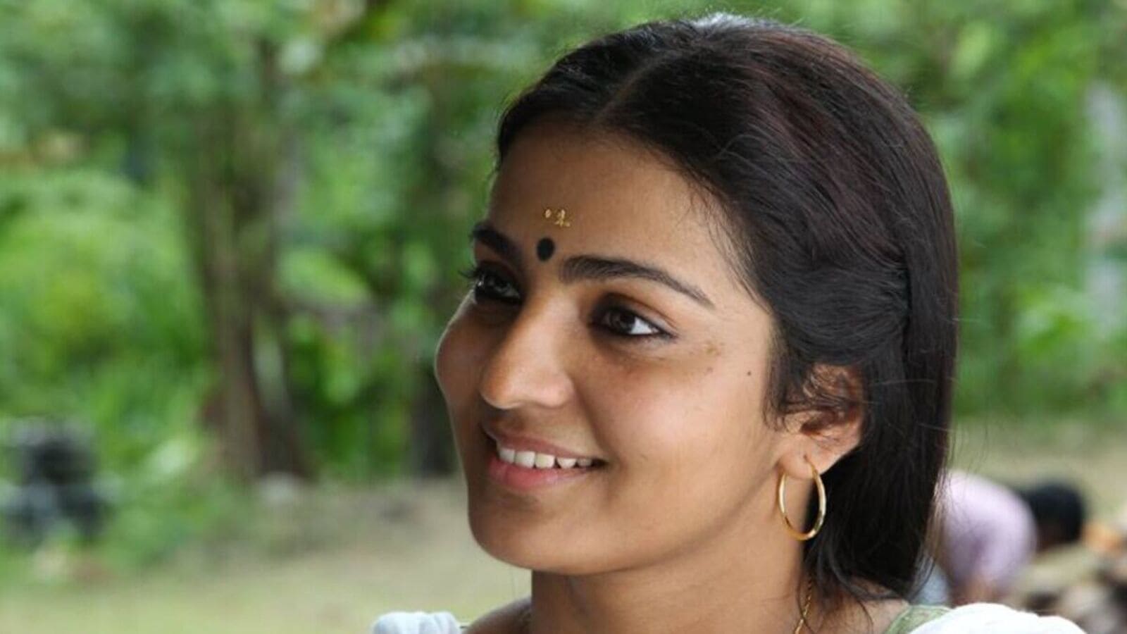 Actress Parvathy: கனமான கதாபாத்திரங்களில் நடித்து பெயர் வாங்கிய நடிகை  பார்வதி-actress parvathy thiruvothu is known for playing good roles - HT  Tamil ,பொழுதுபோக்கு செய்திகள்