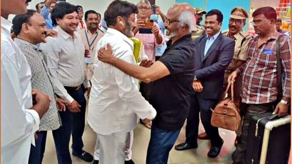 Rajinikanth: என்டிஆர் நூற்றாண்டு விழா; ரஜினிகாந்தை கட்டியணைத்து வரவேற்ற பாலகிருஷ்ணா