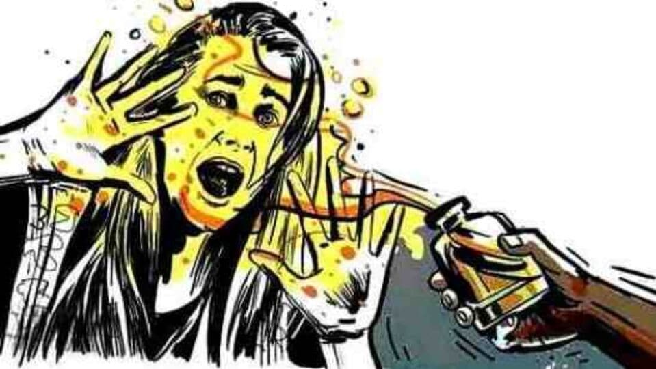 Acid Attack: கோவை நீதிமன்றத்தில் ஆசிட் வீச்சு- பாதிக்கப்பட்ட பெண் பலி