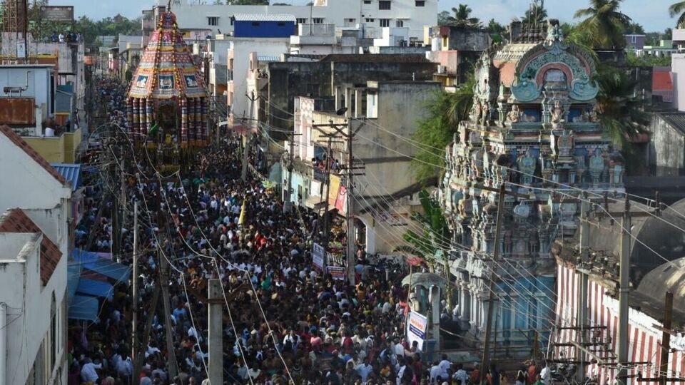 Tanjore Big Temple Chithirai Festival : தஞ்சையில் குவிந்த பக்தர்கள் - பெரியகோயில் சித்திரை தேரோட்ட திருவிழா கோலாகலம்