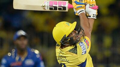 Chennai Super Kings: வெளிநாட்டைச் சேர்ந்த வீரர்களில் அதிகபட்சமாக மும்பை இந்தியன்ஸ் அணிக்காக விளையாடிய பொல்லார்டு 189 ஐபிஎல் போட்டிகளில் விளையாடியிருக்கிறார்.