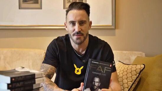 Faf: Through Fire என்ற தனது சுயசரிதை புத்தகத்துடன் டூ பிளெசிஸ்