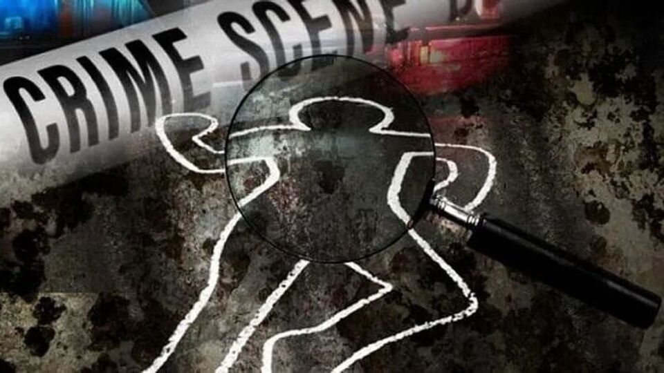 Crime: பலருடன் உல்லாசமா? கள்ளக்காதலியை கத்தரிகோலால் குத்தி படுகொலை செய்த இளைஞர்.. கோவையில் பயங்கரம்!