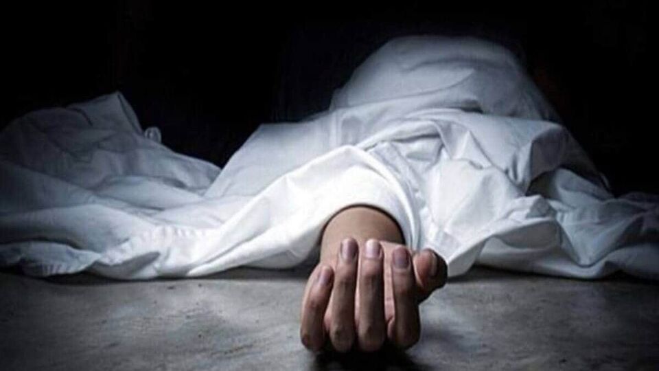 Crime: 6 ஆண்டுகள் இறந்த தாயின் சடலத்துடன் வாழ்ந்த நபர்; பாசம் அல்ல பணம் தான் காரணம் என அம்பலம் !