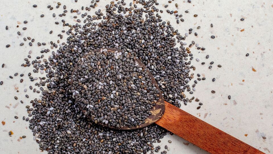 Chia Seeds Water உடல் எடை குறைக்கணுமா? சியா விதைகளை மறந்துடாதீங்க
