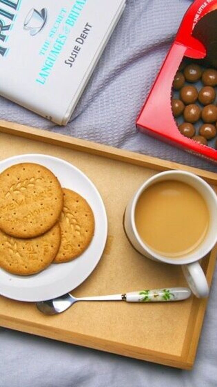 டீ - பிஸ்கட் சாப்பிட்டால் என்ன நடக்கும்?