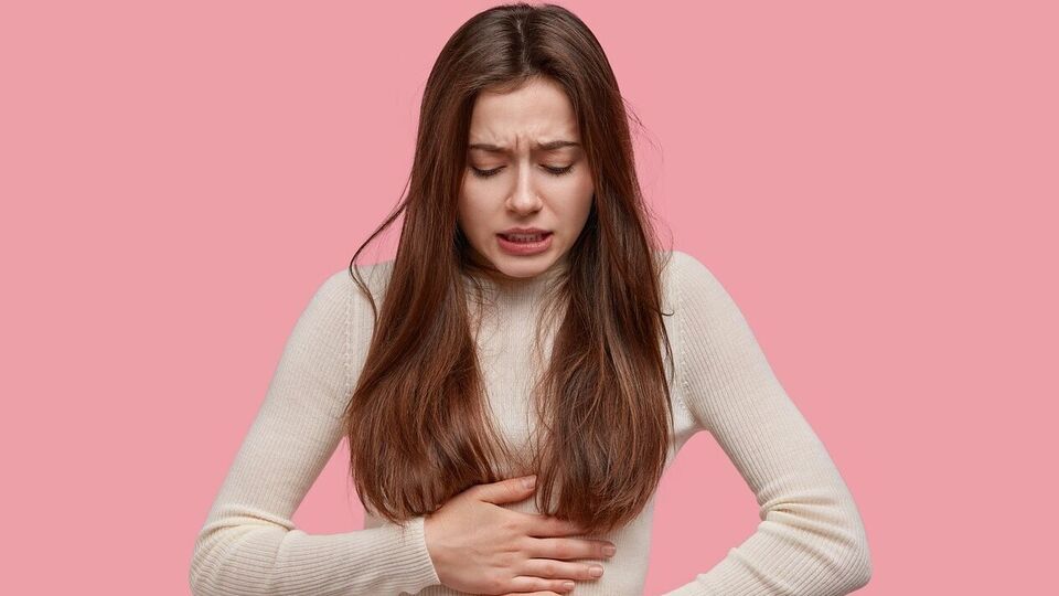 Breast Pain: மாதவிடாய்க்கும், மார்பக வலிக்கும் என்ன சம்பந்தம்?