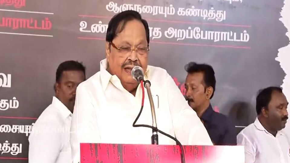 'உதயநிதிக்கு தலைவராகும் தகுதி உள்ளது' - துரைமுருகன் சூசகம்