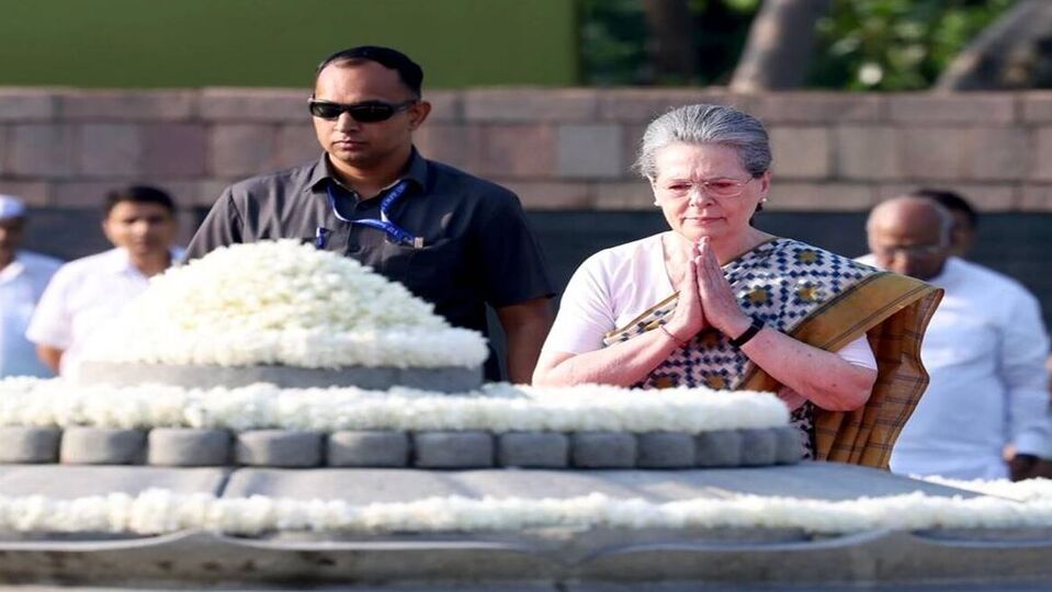 Rajiv Gandhi Birth Anniversary: ராஜீவ் காந்தி பிறந்தநாள்: சோனியா, கார்கே அஞ்சலி