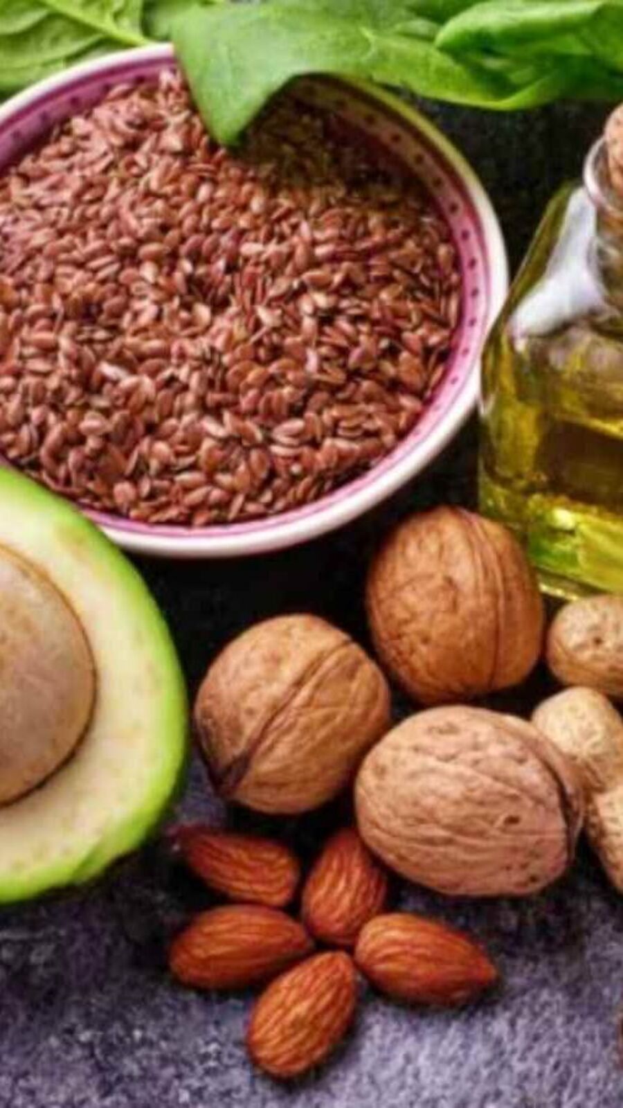 இதய, மூளை ஆரோக்கியத்துக்கு நன்மை தரும் ஒமேகா 3 கொழுப்பு அமிலம் நிறைந்த தாவர உணவுகள்