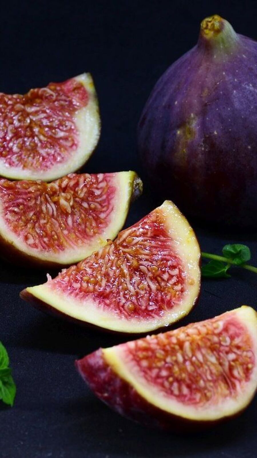Fig Benefits: ஆண்மையைப் பெருக்கும் அத்திப் பழம்