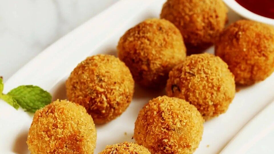 Sweet Potato Balls: குழந்தைகளுக்கு பிடித்த சர்க்கரை உருளைக்கிழங்கு உருண்டை