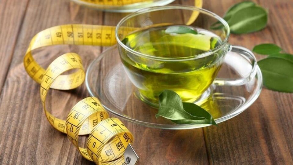 Side effects of Green Tea உடல் எடையை குறைக்க க்ரீன் டீ குடிப்பதா