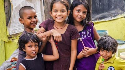 International Day of Girl Child : 2011ம் ஆண்டு டிசம்பர் 19ம் தேதி, ஜக்கிய நாடுகள் சபையின் பொது கூட்டத்தில் அக்டோபர் 11ம் தேதி சர்வதேச பெண் குழந்தைகள் தினம் என்று அறிவிக்கப்பட்டது.