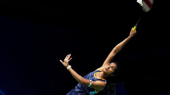 பி.வி.சிந்து (PTI Photo/Gurinder Osan) பி.வி.சிந்து (PTI Photo/Gurinder Osan)