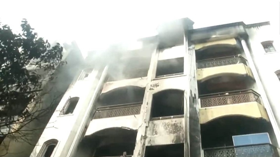 Hyderabad Fire Accident :ஹைதராபாத்தில் கட்டிடத்தில் ஏற்பட்ட தீ விபத்தில் 6 பேர் பலி