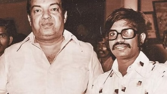 அதேபோல இப்பாடலில் கண்ணதாசன் எங்கள் இருவரையும் இப்பாடலில் இணைத்து இருப்பார். வானில் ஊர்கோலமாய் ஜோடி கிளிகள் கூடி இணைந்து ஆனந்த பண்பாடுமே இந்த வரிகளில் ஜோடி கிளிகள் என எங்கள் இருவரையும் தான் சொல்லி இருப்பார். உங்களை மனதில் வைத்து தான் இப்பாடலை எழுதினேன் என கூறினார். ஜோடி கிளிகள் போல பறந்து வாங்க என வாழ்த்தி அனுப்பினார்” எனக் கூறினார்.
