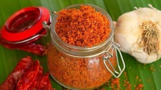 Poondu Kara Podi : செரிமானத்துக்கு உதவும், சுவையும் அள்ளும், இந்தப்பொடிய செஞ்சு பாருங்க!