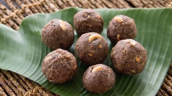 Ragi Laddu : உங்கள் குழந்தையின் நினைவாற்றல் பெருக வேண்டுமா? இந்த உருண்டை ஒன்று போதும்! 