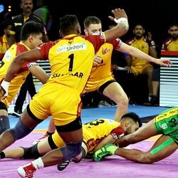<p>யு மும்பா அணியும் 6 புள்ளிகளுடன் 5வது இடத்தில் இருக்கிறது (PTI Photo)</p>