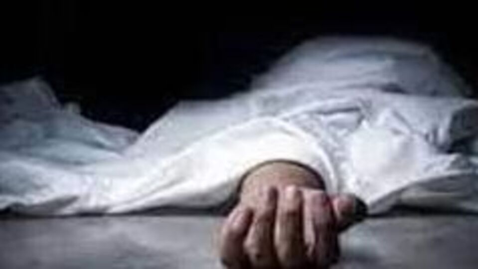 நண்பனை காண சென்ற இடத்தில் சோகம்.. 11 வது மாடியில் இருந்து விழுந்து இளைஞர் பலி!