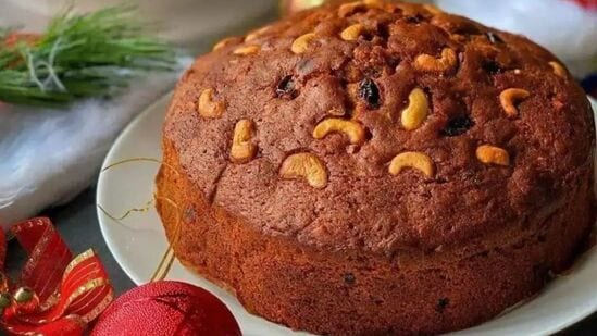 Christmas Special Cake : இட்லி பாத்திரத்திலே சூப்பரான கேக்! இந்த கிறிஸ்துமஸ்க்கு செஞ்சு அசத்துங்க!