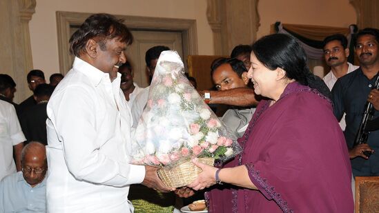 2011 சட்டமன்றத் தேர்தலில் அதிமுகவுடன் தேமுதிக கூட்டணி அமைத்தது 41 தொகுதிகளில் போட்டியிட்டு 29 தொகுதிகளை வென்று பிரதான எதிர்க்கட்சியாக உருவெடுத்தது.