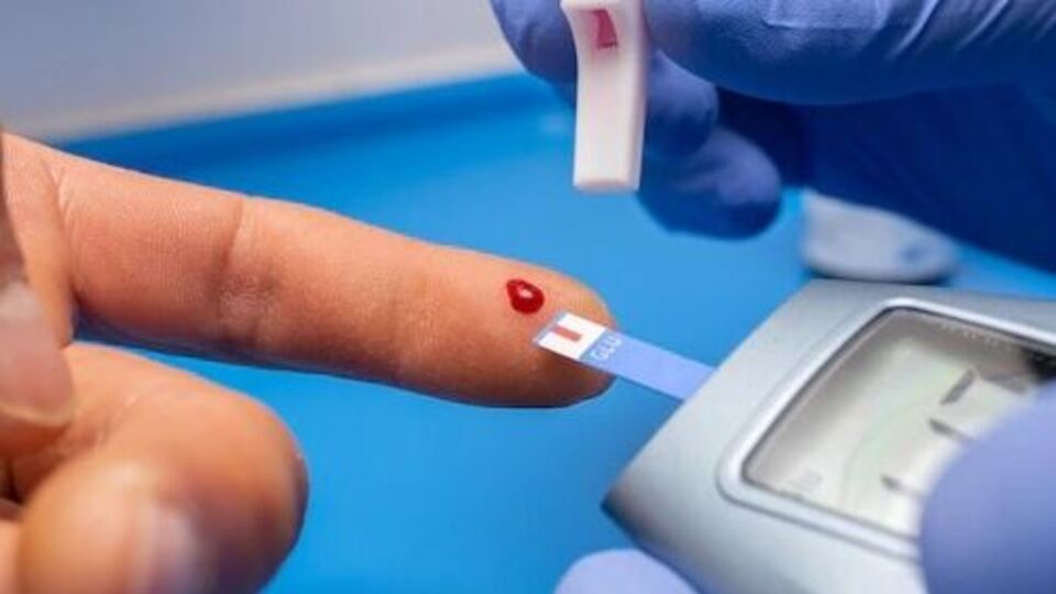 Diabetes : இந்த பழக்கம் ரத்தத்தில் சர்க்கரையை அதிகரிக்கும்