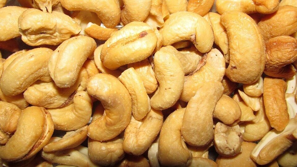 Benefits of Cashews உண்பதற்கு சுவையான முந்திாி பருப்பில் இத்தனை