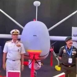 அதானி நிறுவனத்தால் தயார் செய்யப்பட்ட த்ரிஷ்டி 10 ட்ரோன்