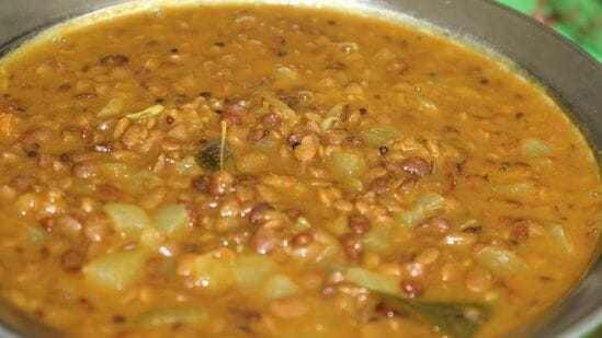 Horse Gram Gravy : பெண்களின் மாதவிடாயை முறைப்படுத்தும்! கொள்ளு பருப்பில் குழம்பு செய்யலாம்! இதோ ரெசிபி! 