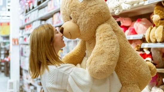 Teddy Day 2024 : காதலர் வாரத்தில் இன்று டெடி தினம்! என்ன செய்யலாம் அந்த நாளில் இதோ ஐடியாக்கள்!