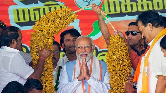 தமிழ்நாட்டின் வளர்ச்சிக்காக உழைப்பதால் எதிர்க்கட்சிகள் அனைவரும் என் மீது கடும் கோபத்தில் உள்ளனர். &nbsp;